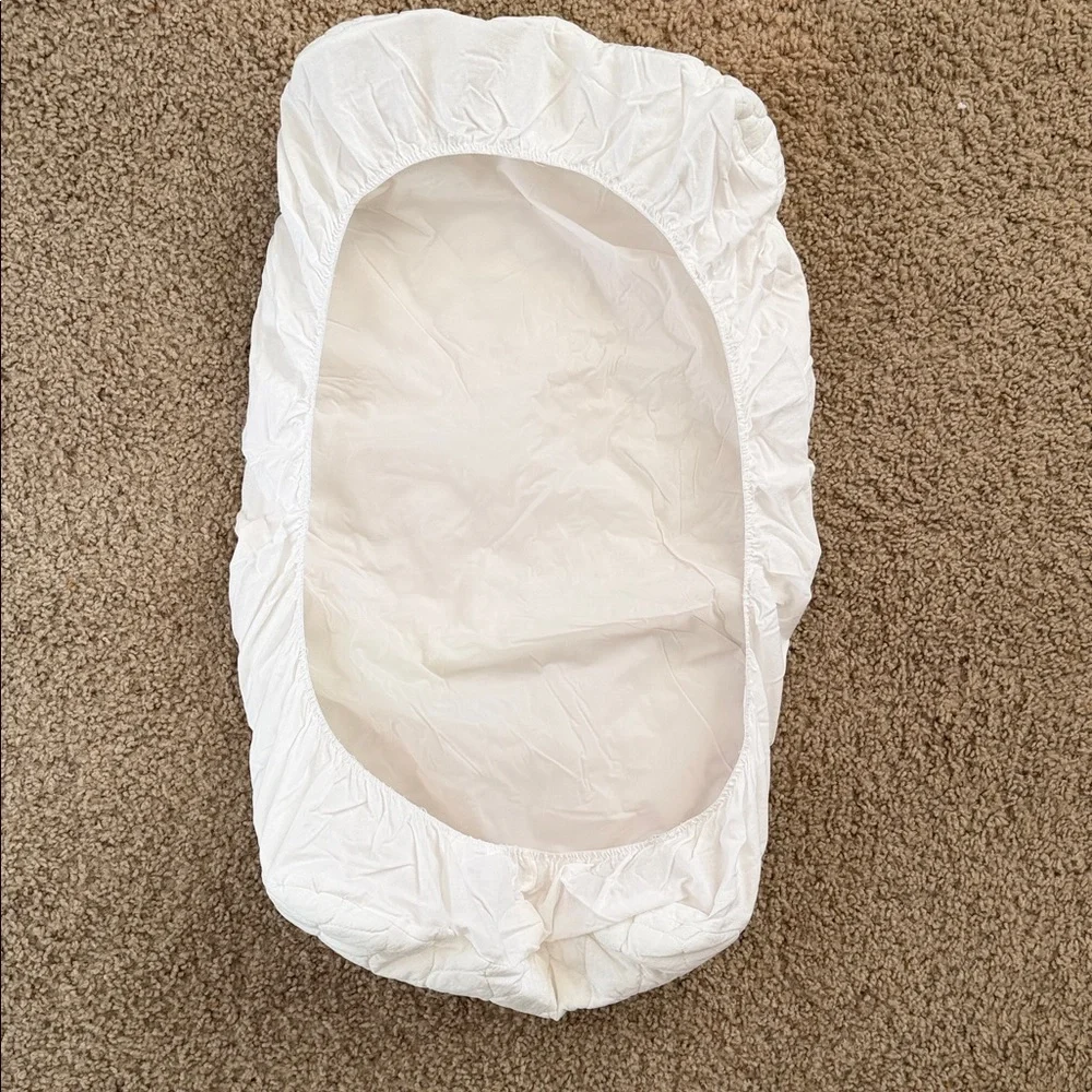 Amazon White Bassinet Quilted Mattress Cover